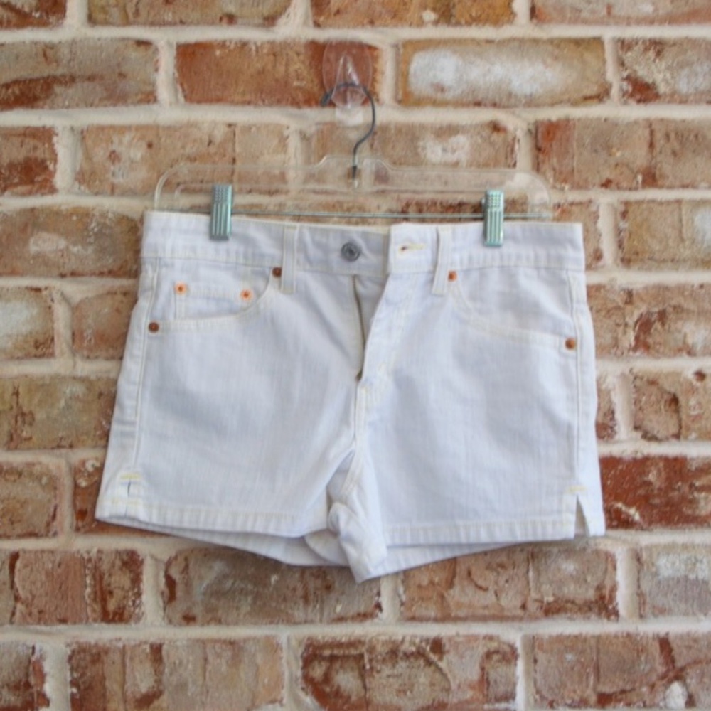 Levi's junior superlow stretch denim shorts, white size 5